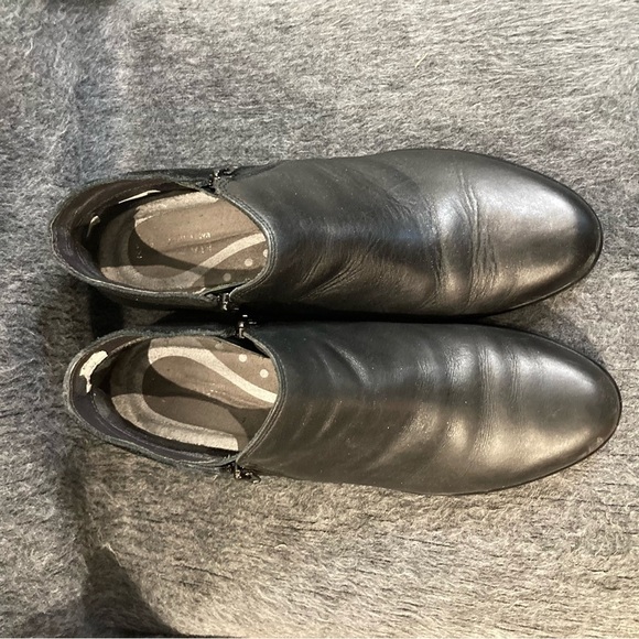 NAOT Sz 42 HELM Leather Suede Combo Zipper Sides Comfort Insole Sole Booties - Picture 4 of 8